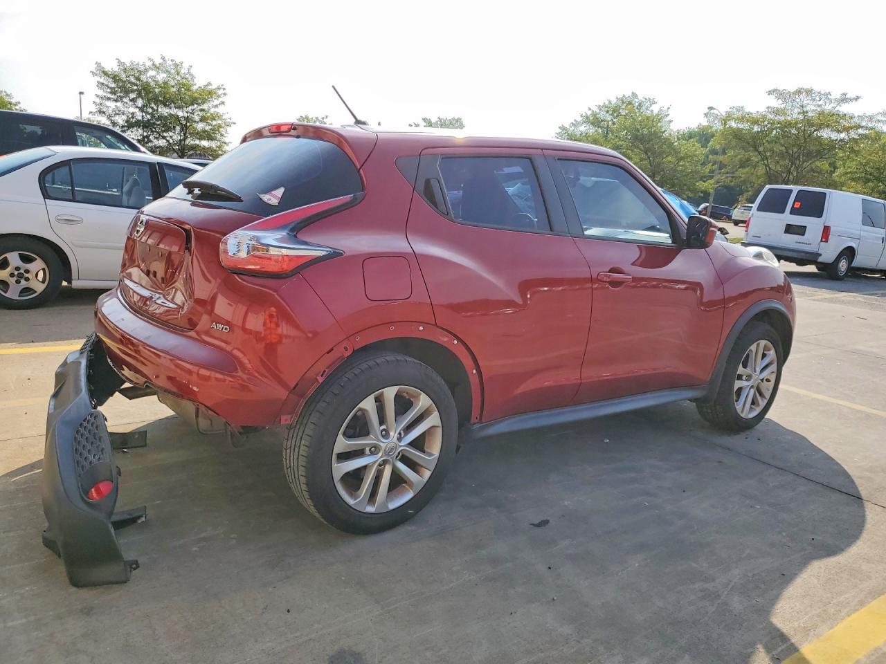 2016 Nissan Juke S - Фото 3
