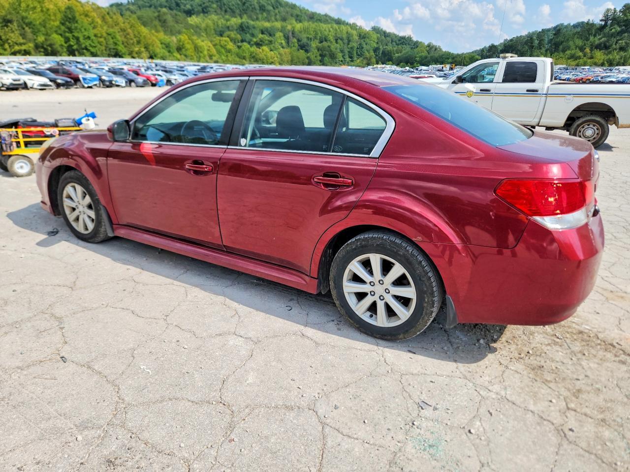 2011 Subaru Legacy 2.5I Premium - Фото 2