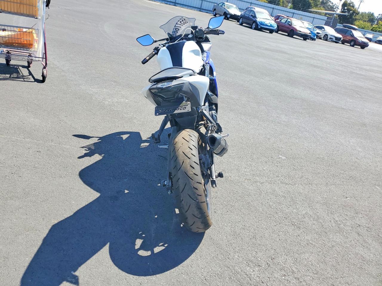 2016 Yamaha Yzfr3 - Фото 4