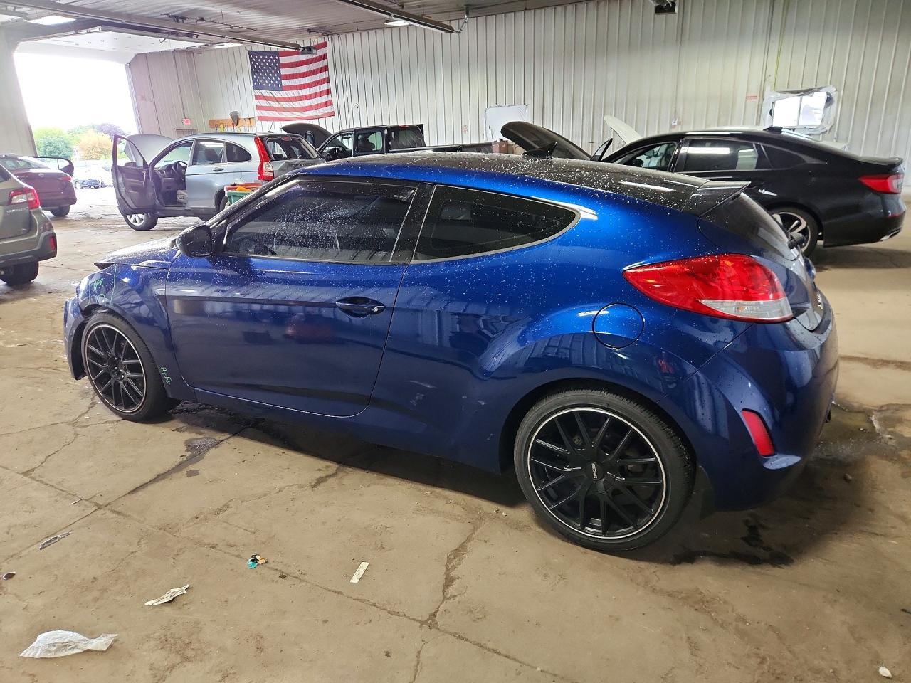 2017 Hyundai Veloster Value Edition - Image 2