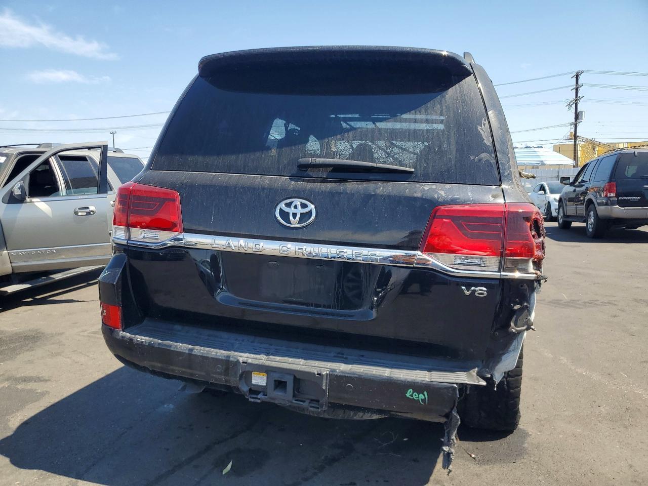 2018 Toyota Land Cruiser Base - Фото 6