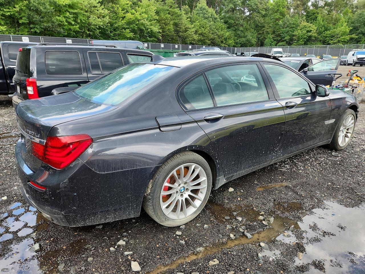 2013 BMW 750 Lxi - Фото 3