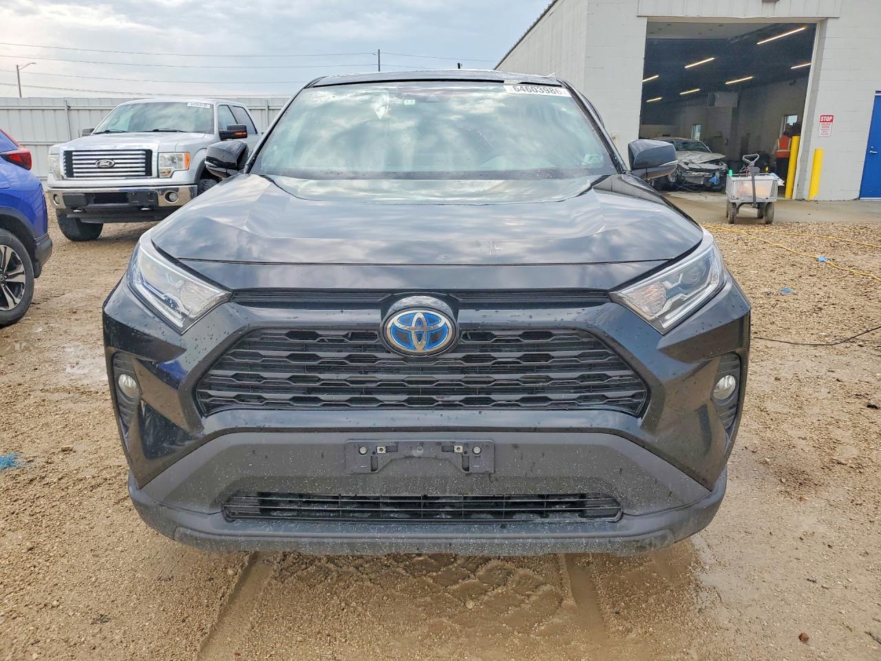 2021 Toyota Rav4 Hybrid Xle Premium - Image 5