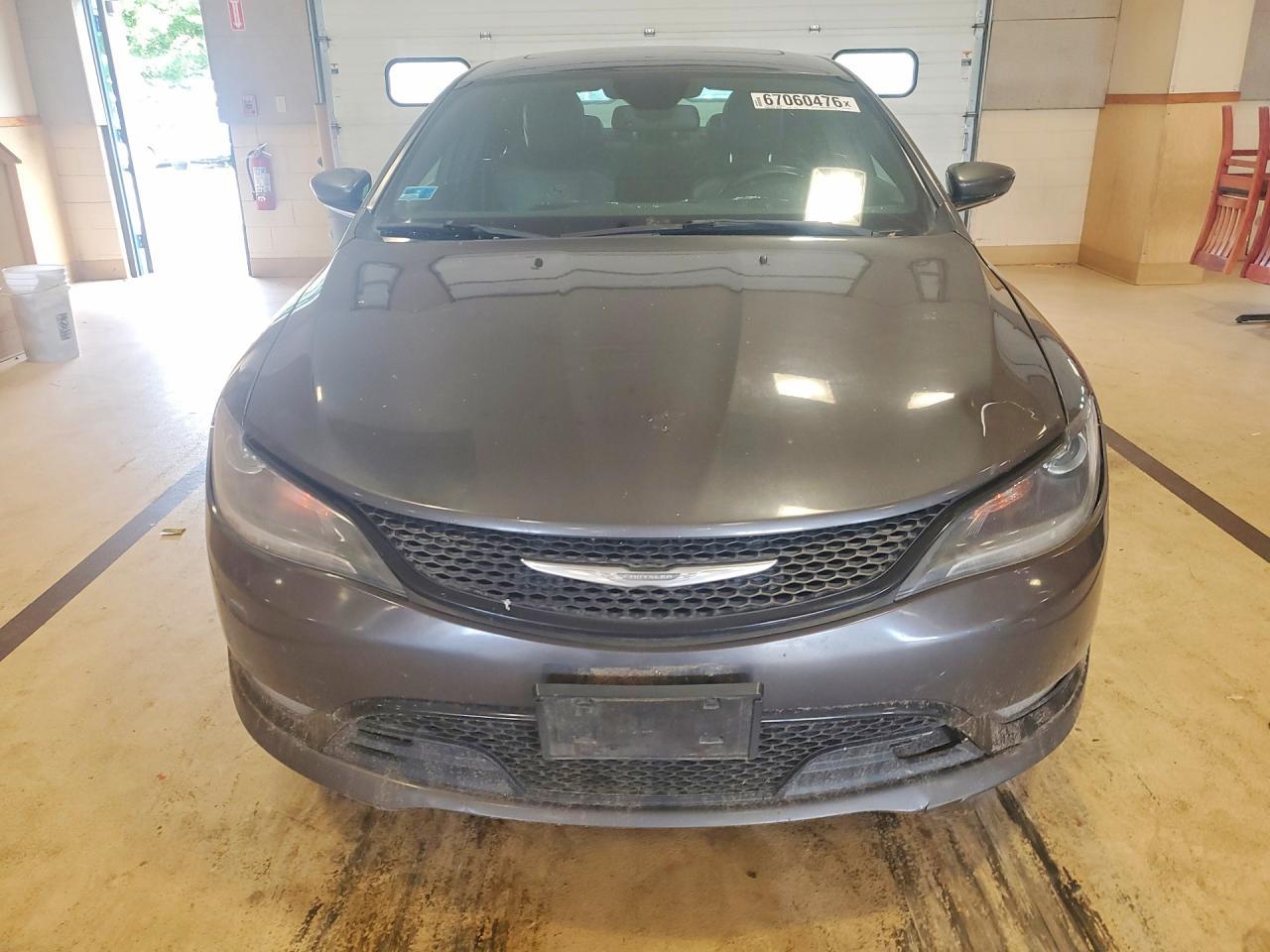2015 Chrysler 200 S - Фото 5