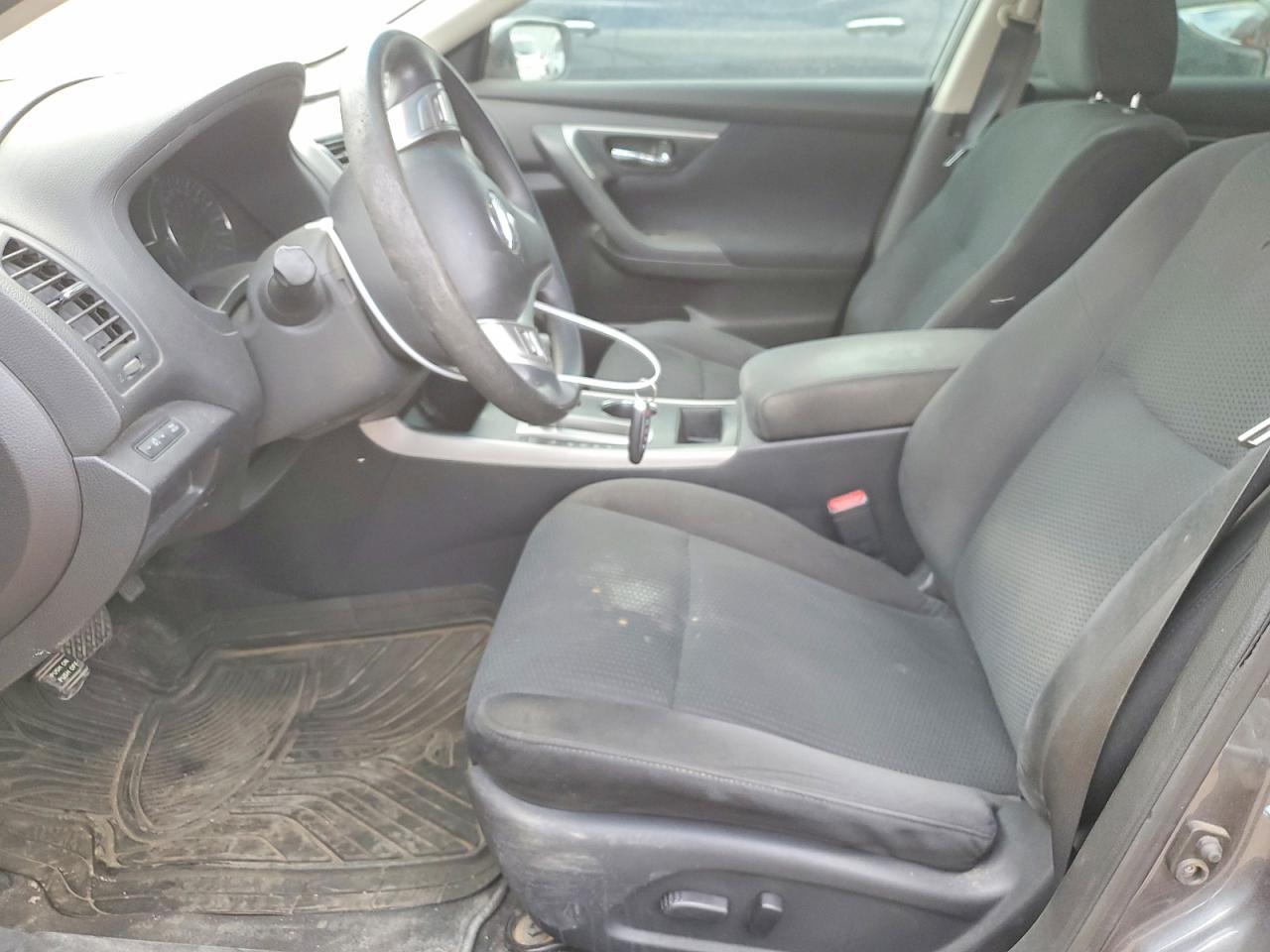 2015 Nissan Altima - Фото 7