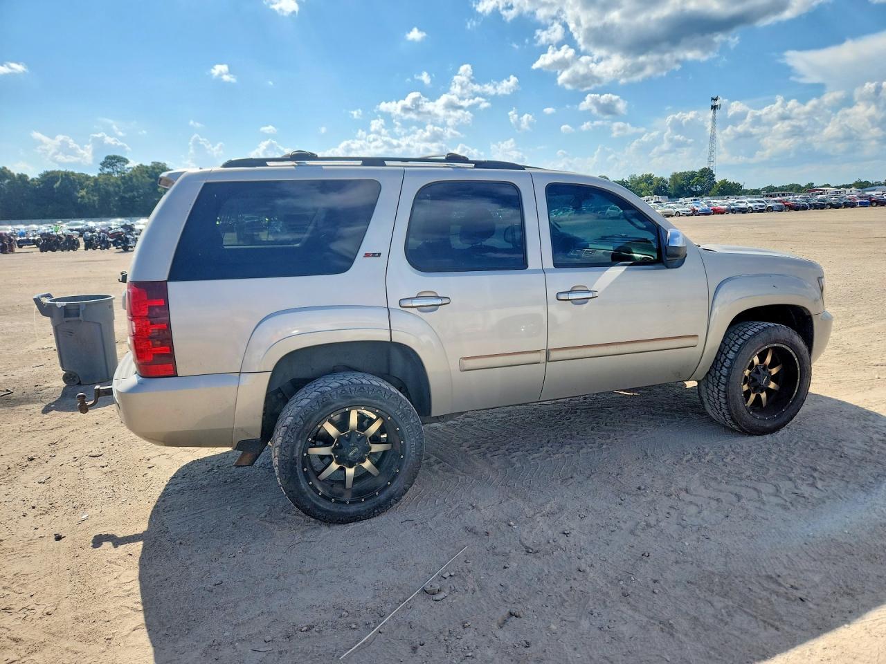 2008 Chevrolet Tahoe K1500 - Фото 3