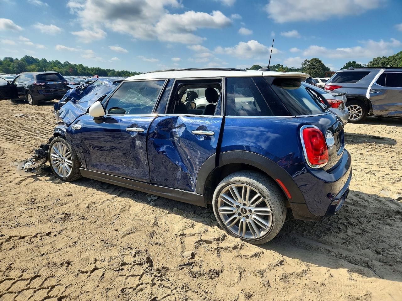 2017 Mini Cooper S - Image 2