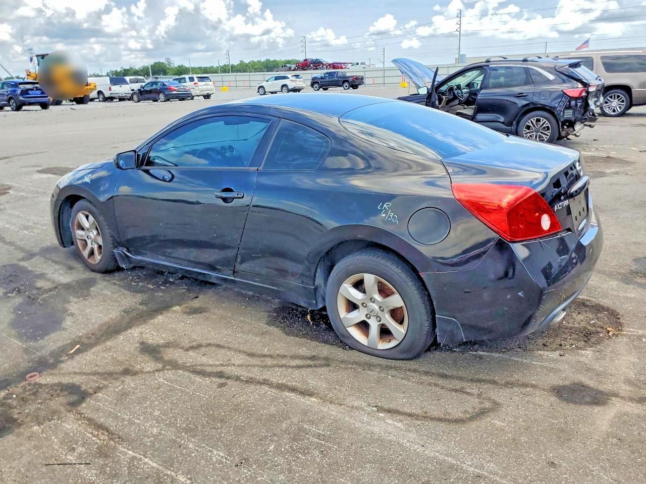 2009 Nissan Altima 2.5 S - Фото 2