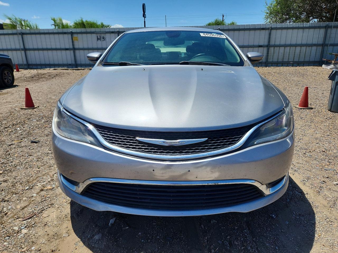 2015 Chrysler 200 Limited - Image 5