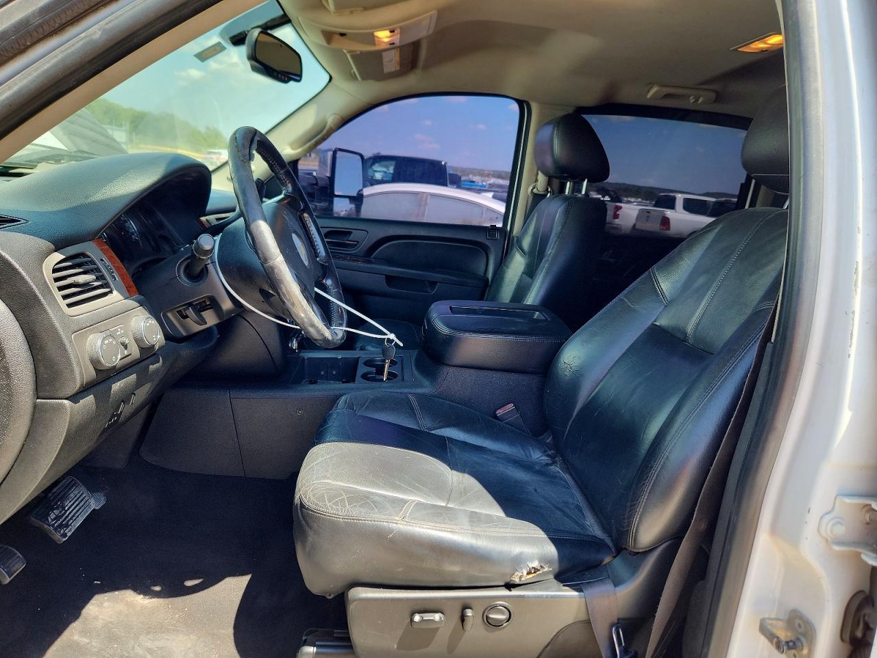 2011 Chevrolet Silverado K3500 Ltz - Image 7