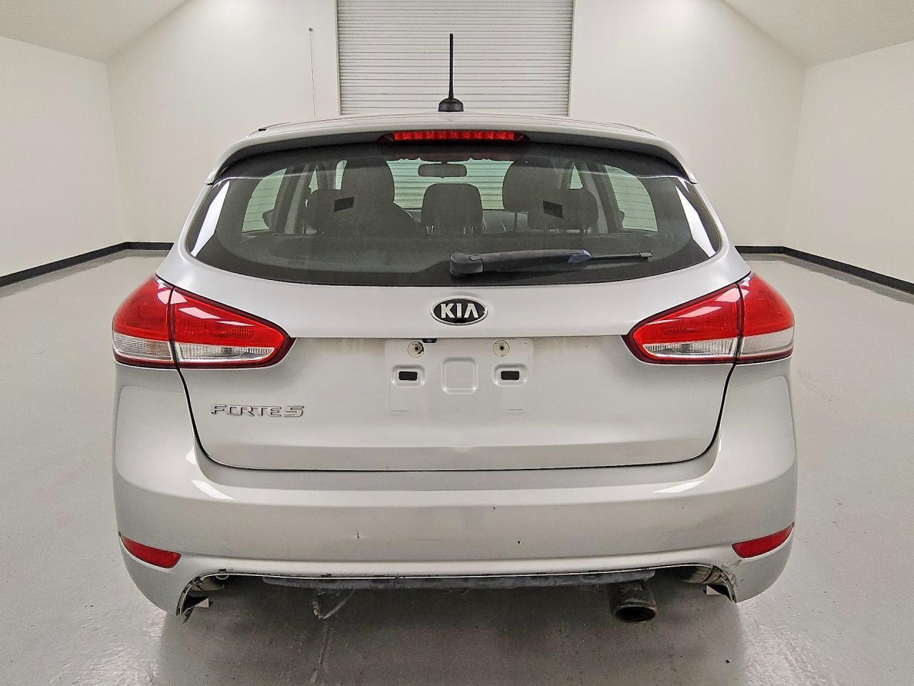 2017 Kia Forte5 Lx - Фото 6