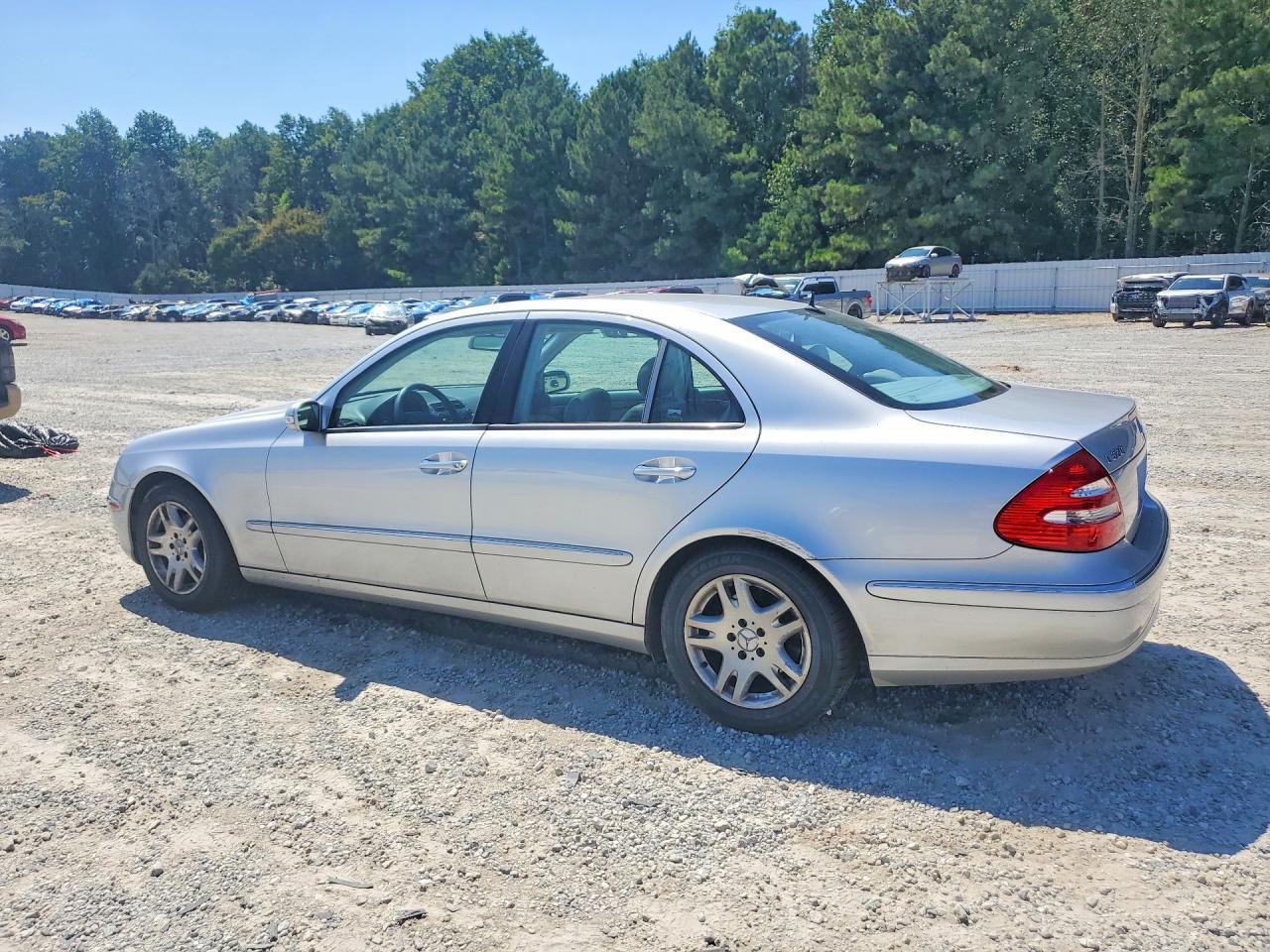 2005 Mercedes-Benz E 320 - Фото 2