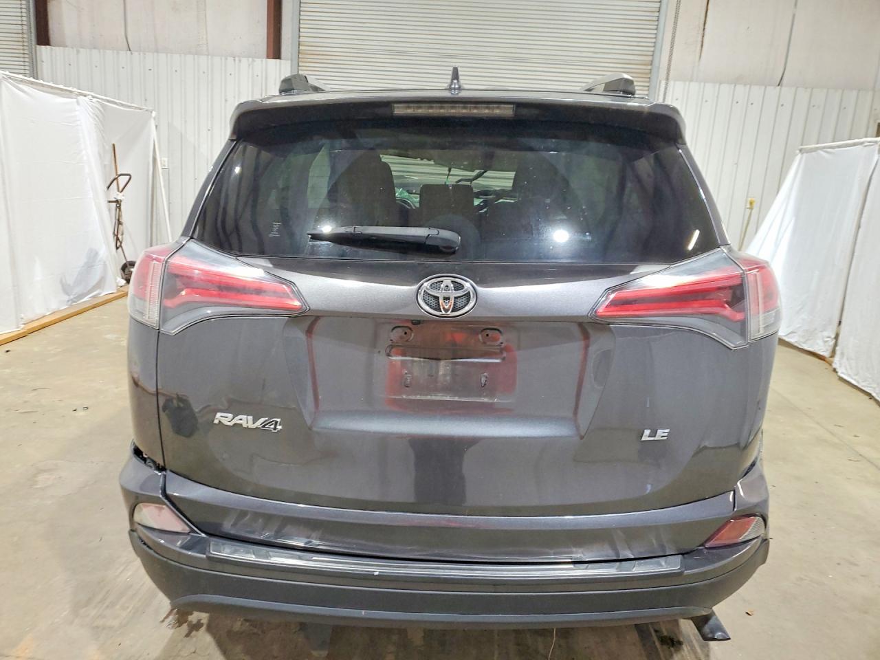 2018 Toyota Rav4 Le - Image 6