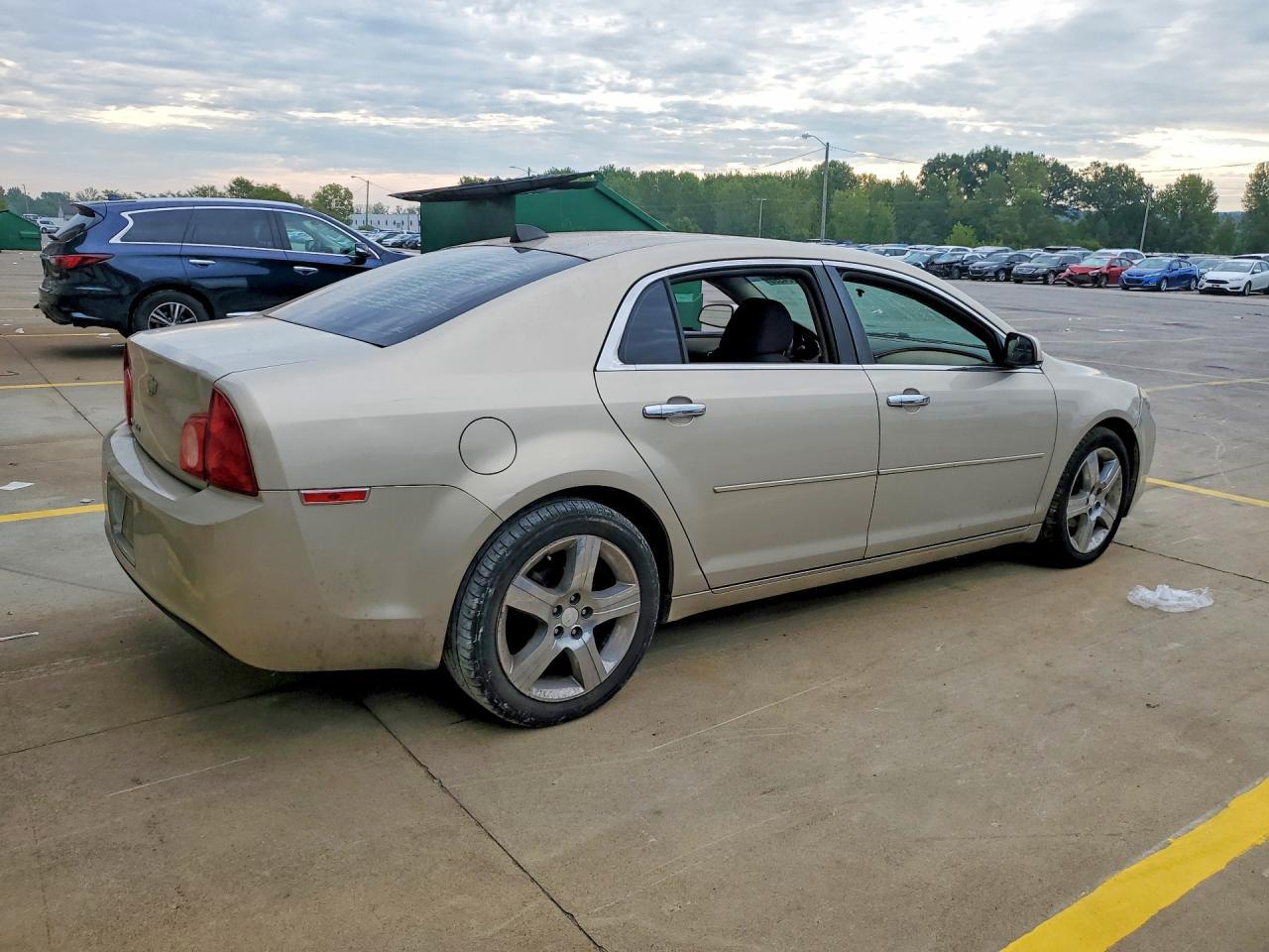 2012 Chevrolet Malibu 1Lt - Фото 3