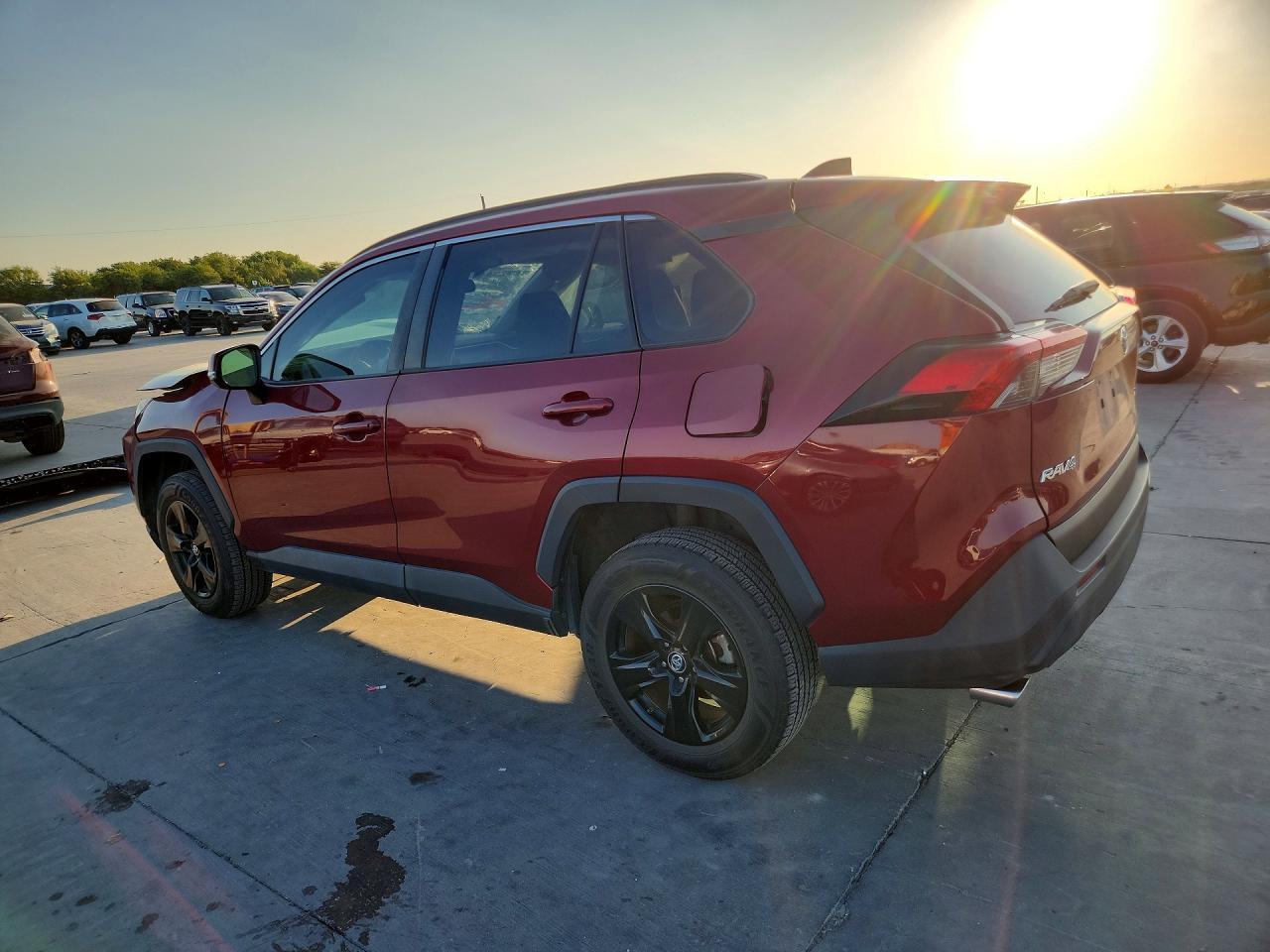 2019 Toyota Rav4 Xle - Image 2