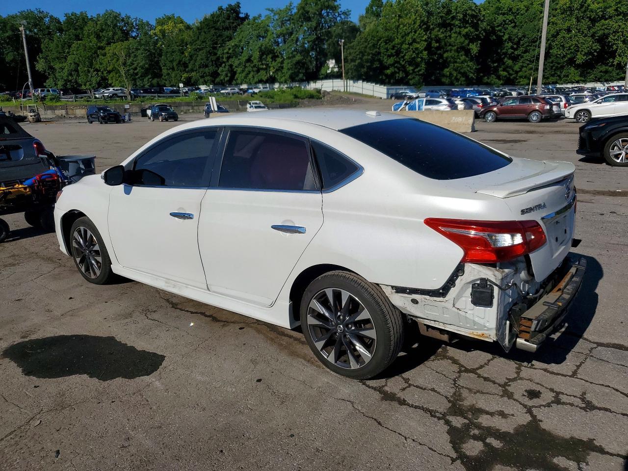 2017 Nissan Sentra Sr - Фото 2