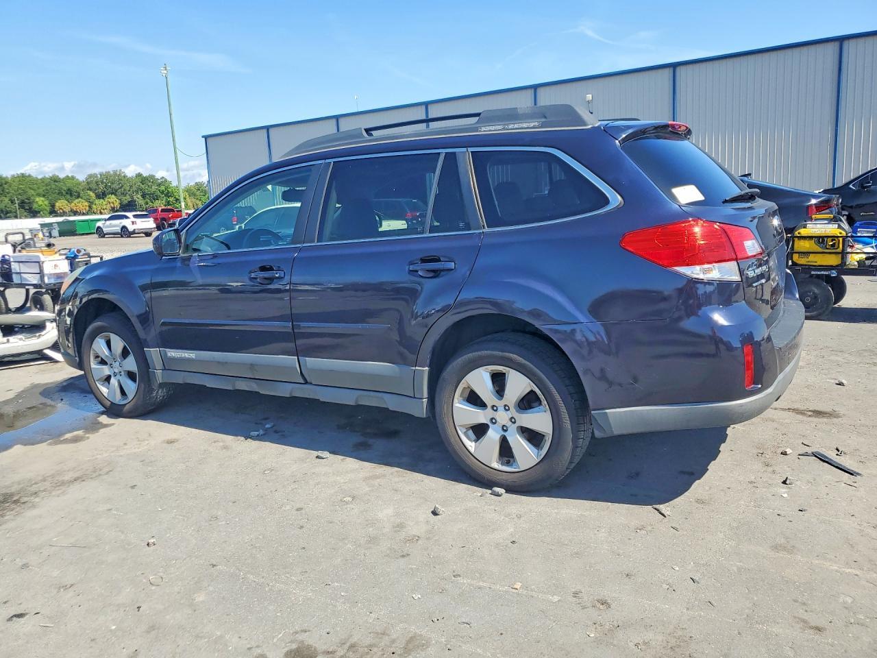 2012 Subaru Outback 2.5I Premium - Фото 2