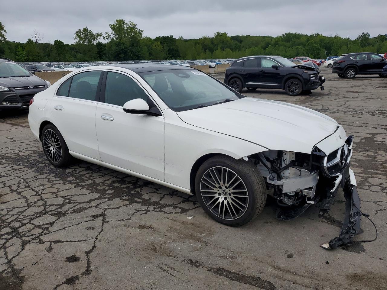 2024 Mercedes-Benz C 300 4Matic - Image 4