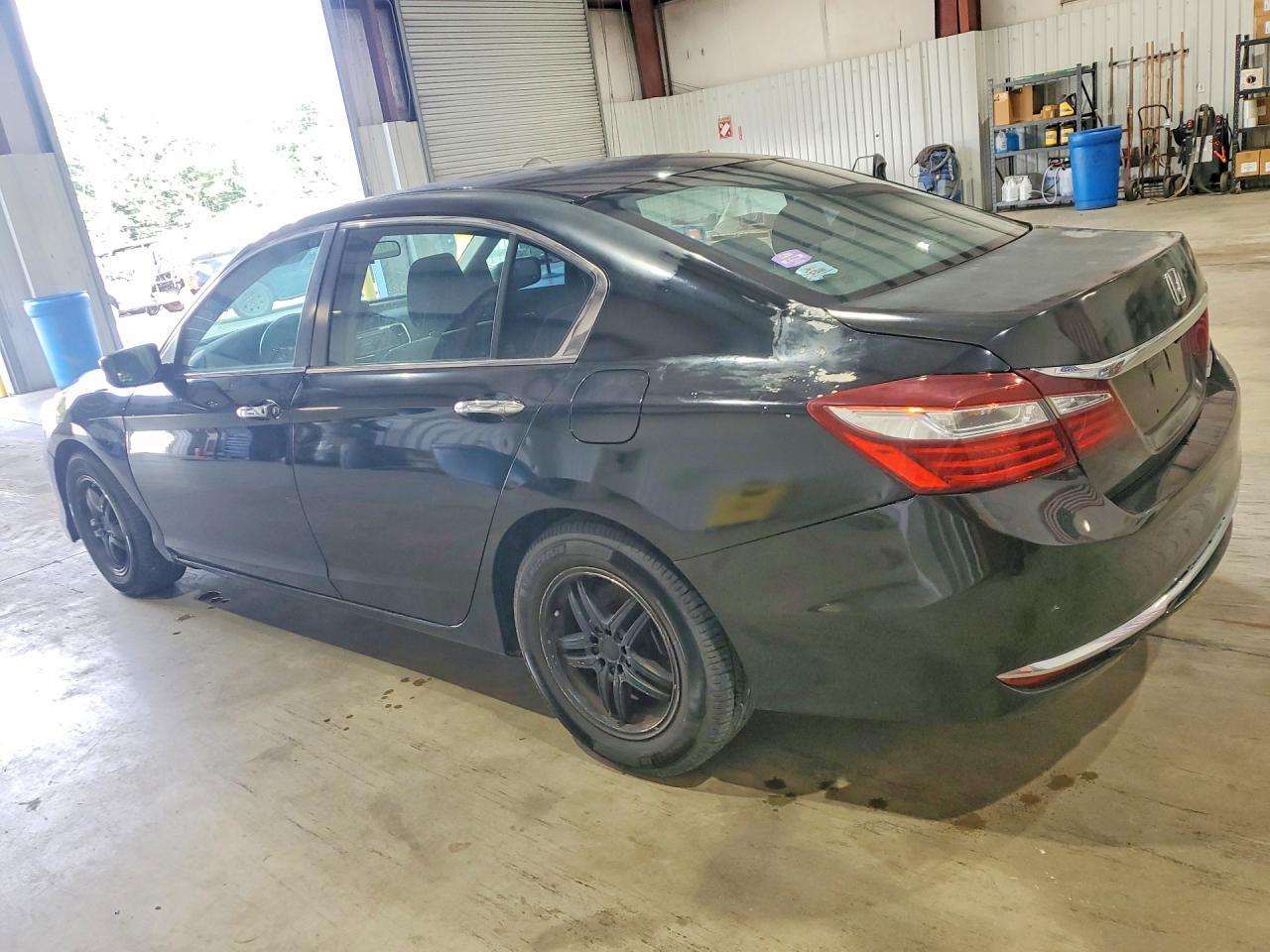 2016 Honda Accord Lx - Фото 2