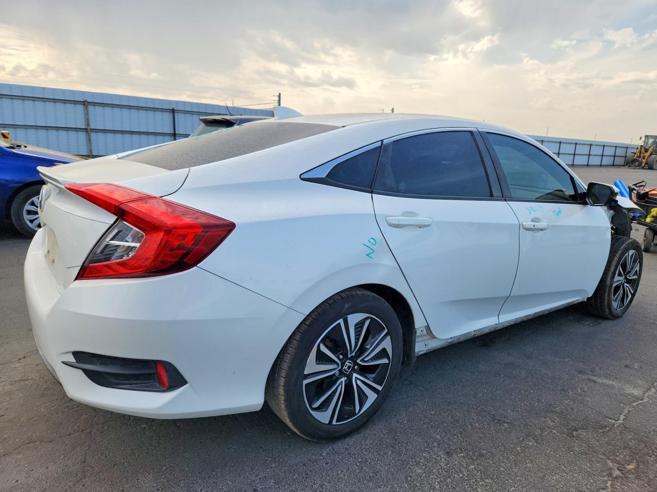 2016 Honda Civic Exl - Image 3