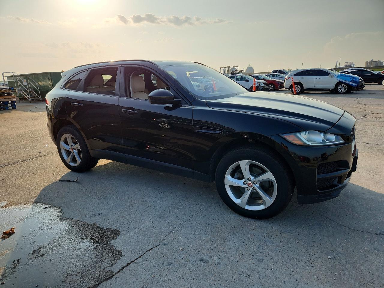 2020 Jaguar F-Pace Premium - Фото 4