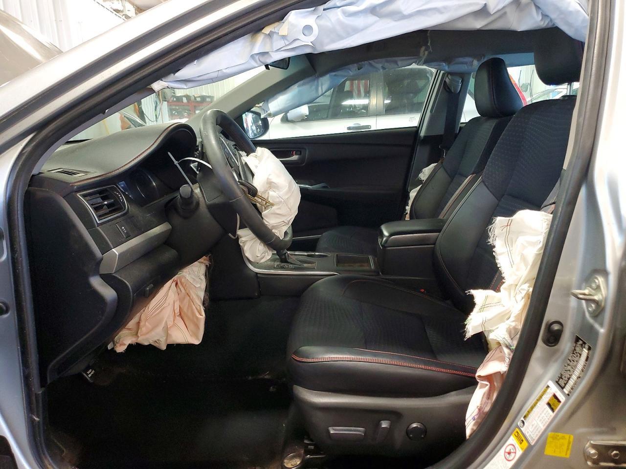 2015 Toyota Camry Se - Фото 7