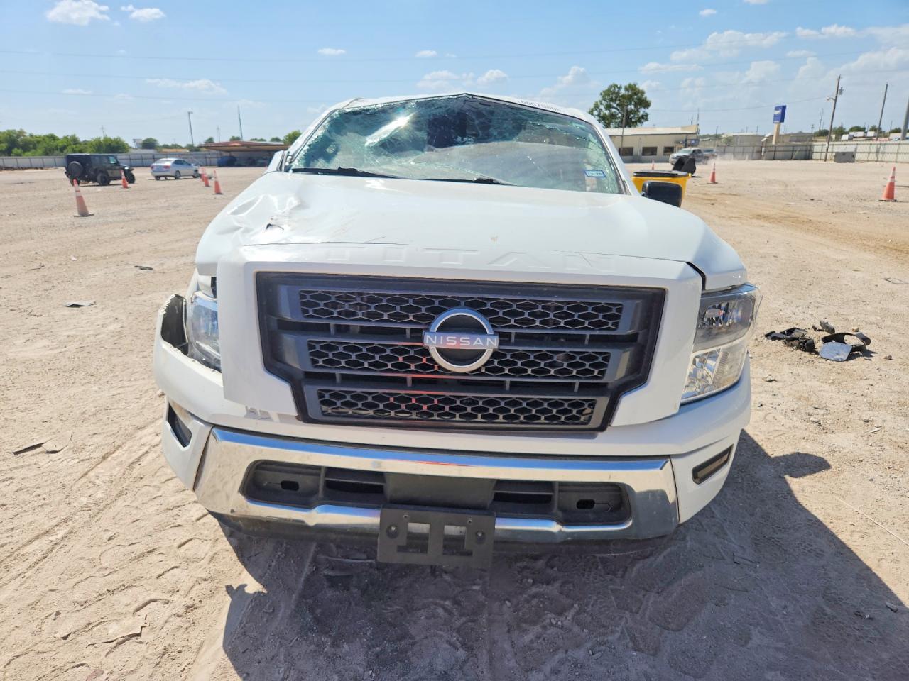 2024 Nissan Titan Sv - Image 5
