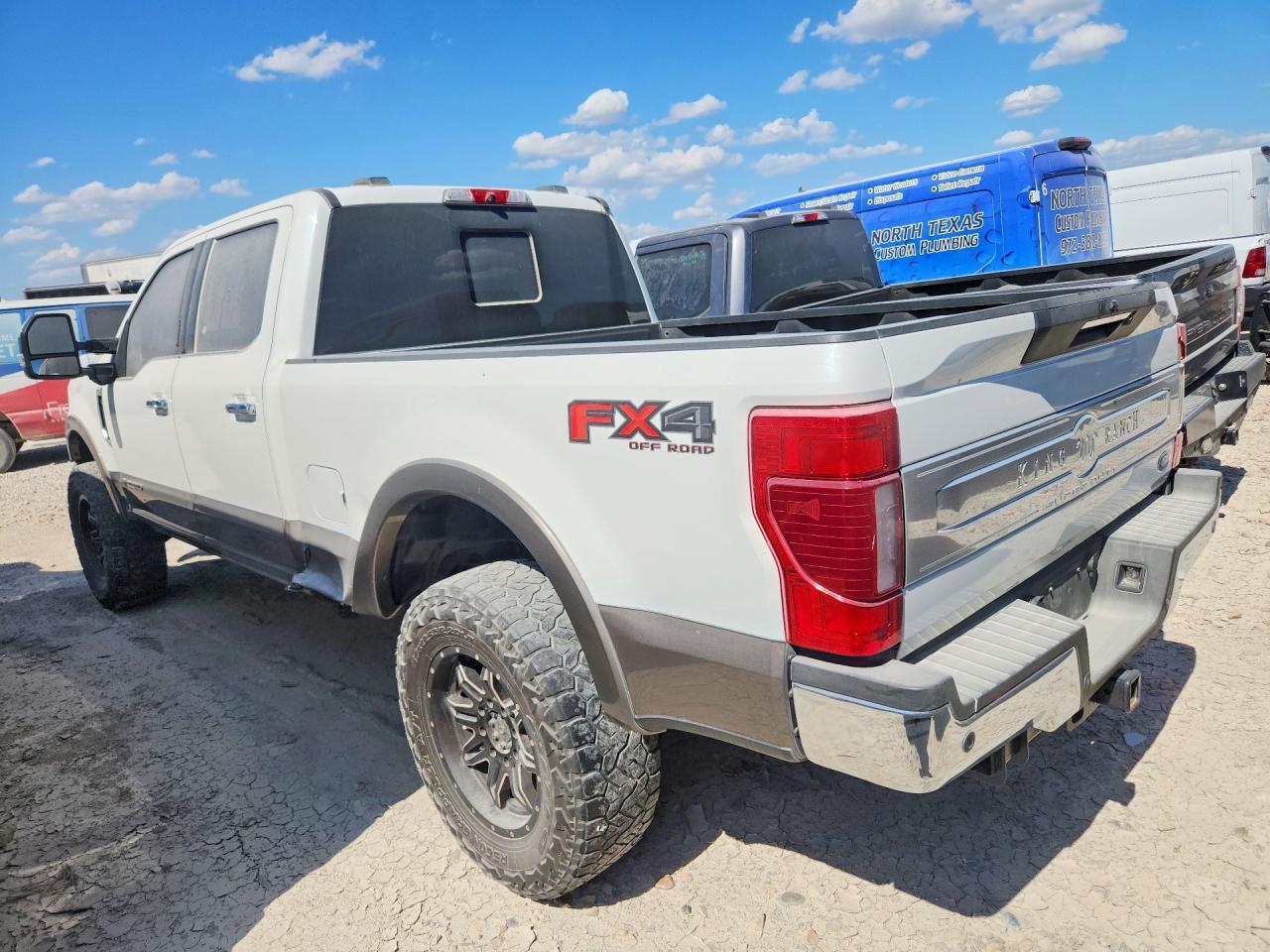2022 Ford F250 Super Duty - Фото 2