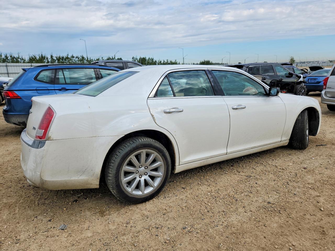 2011 Chrysler 300 Limited - Фото 3