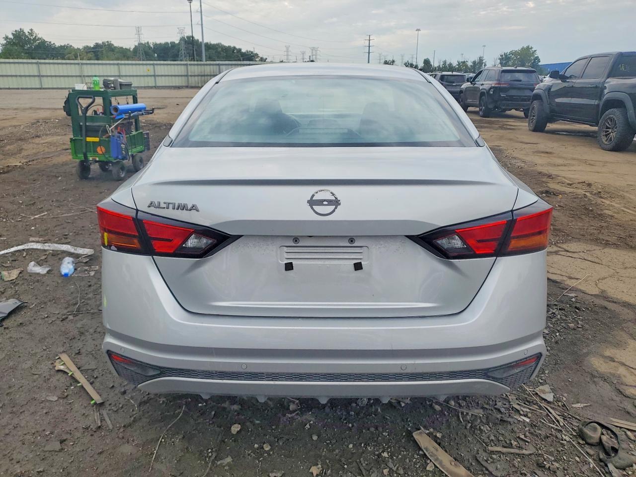 2024 Nissan Altima S - Фото 6