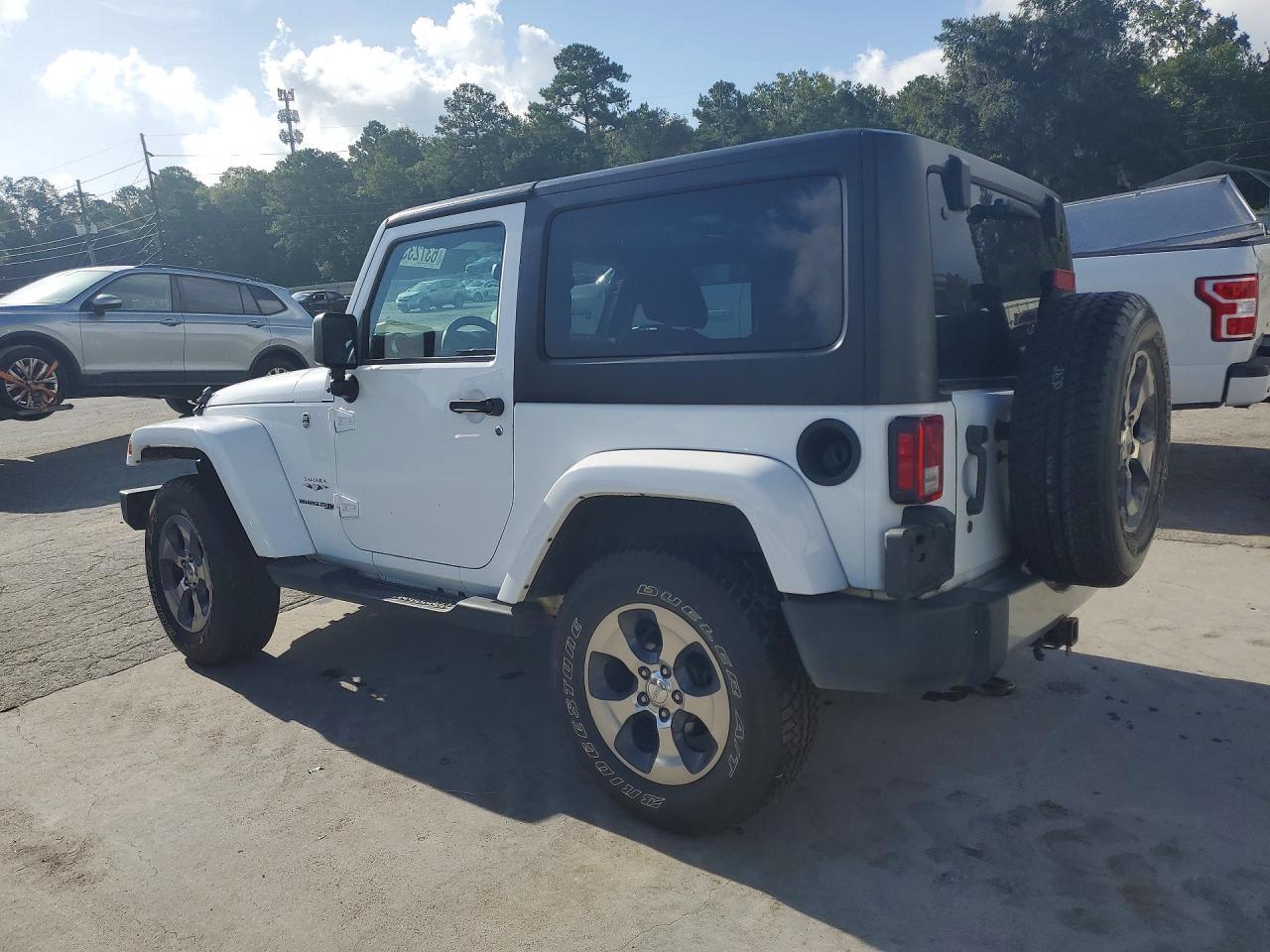 2018 Jeep Wrangler Sahara - Фото 2