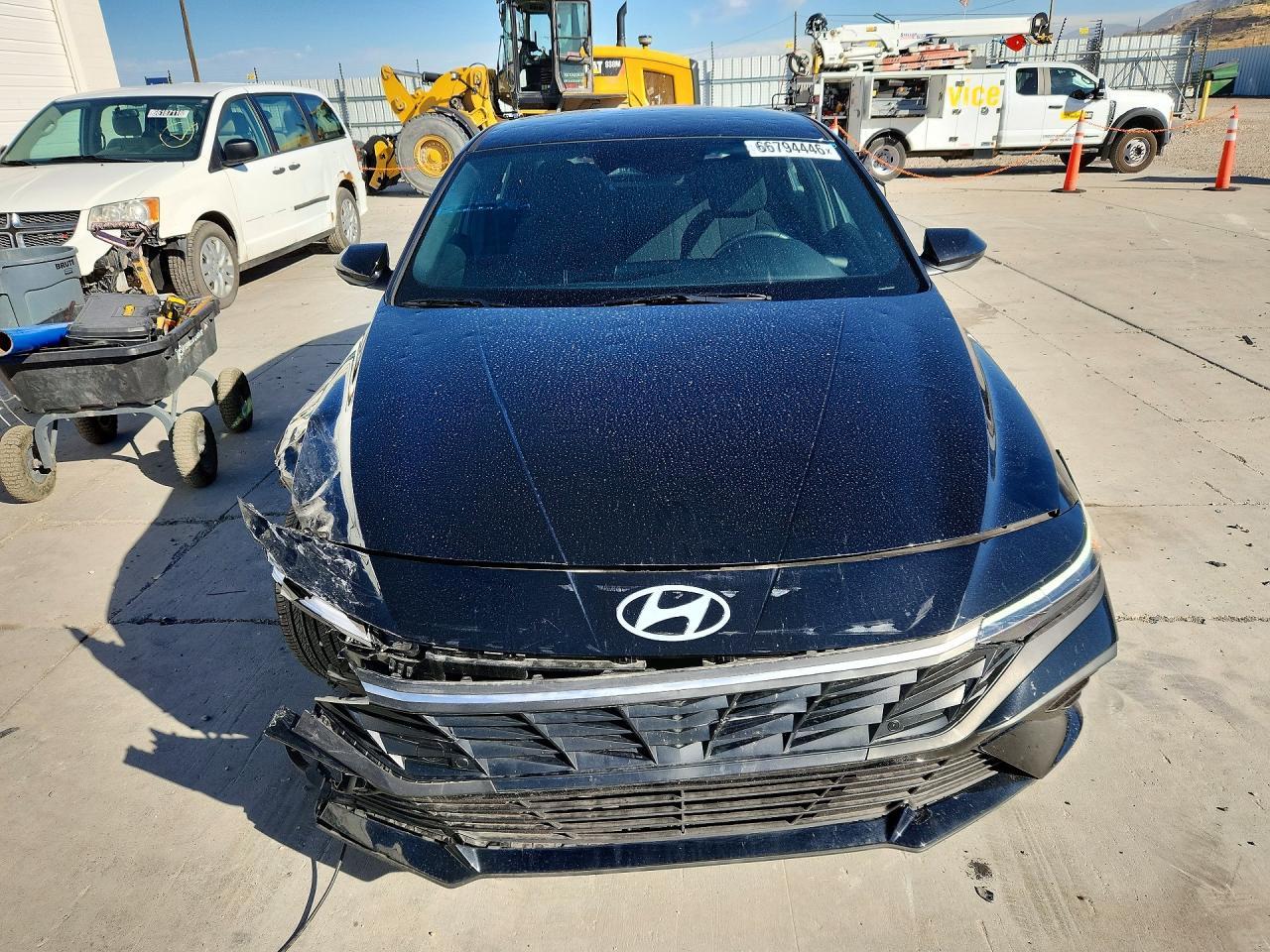 2025 Hyundai Elantra Sel Sport - Image 5