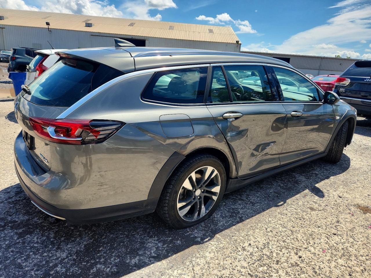 2019 Buick Regal Tourx Preferred - Фото 3