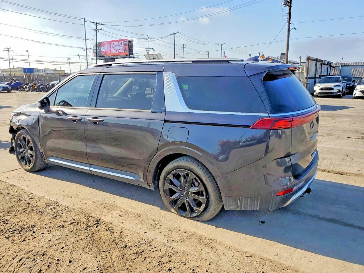 2022 Kia Carnival Sx Prestige - Image 2