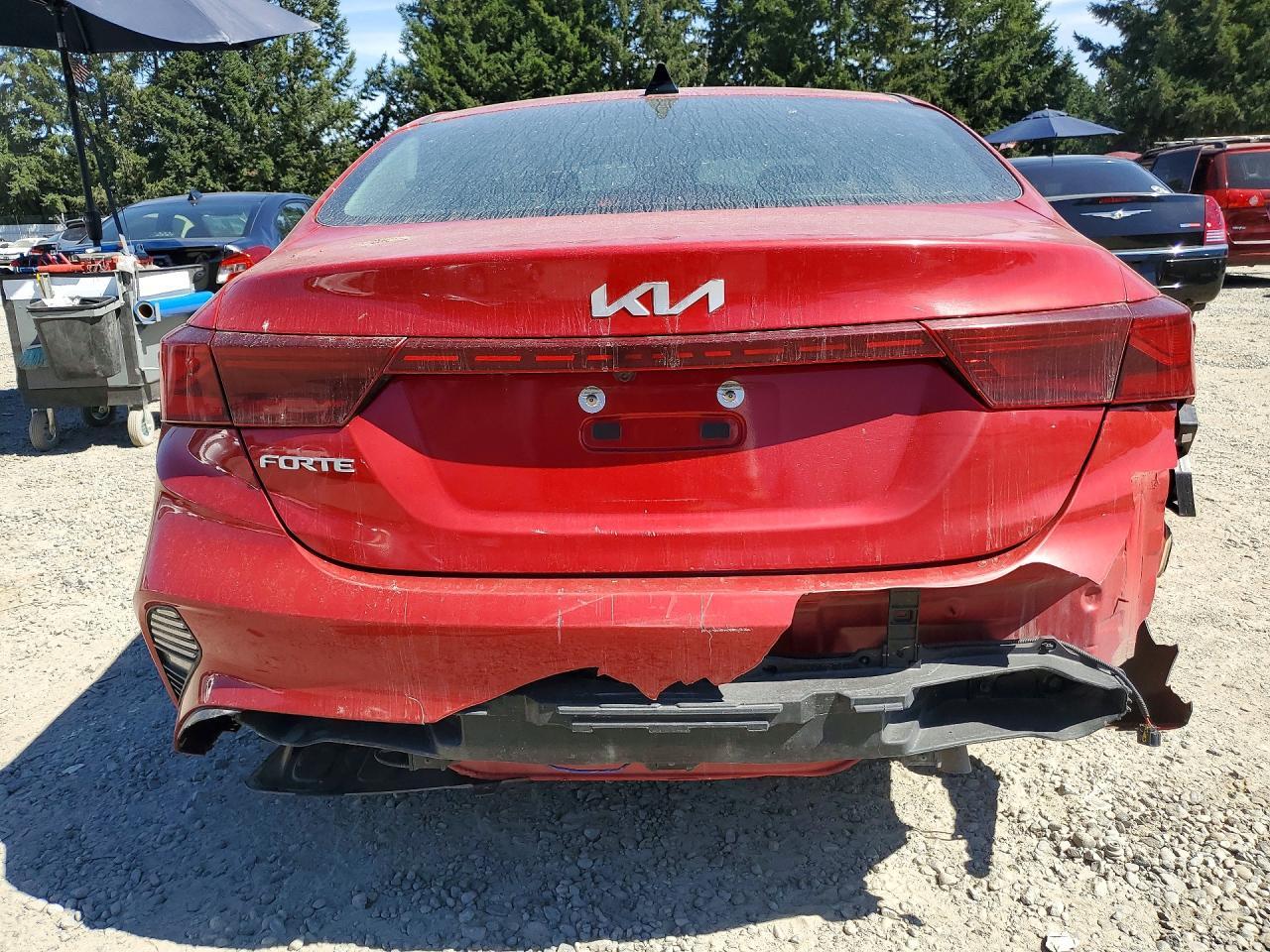 2024 Kia Forte Lxs - Image 6