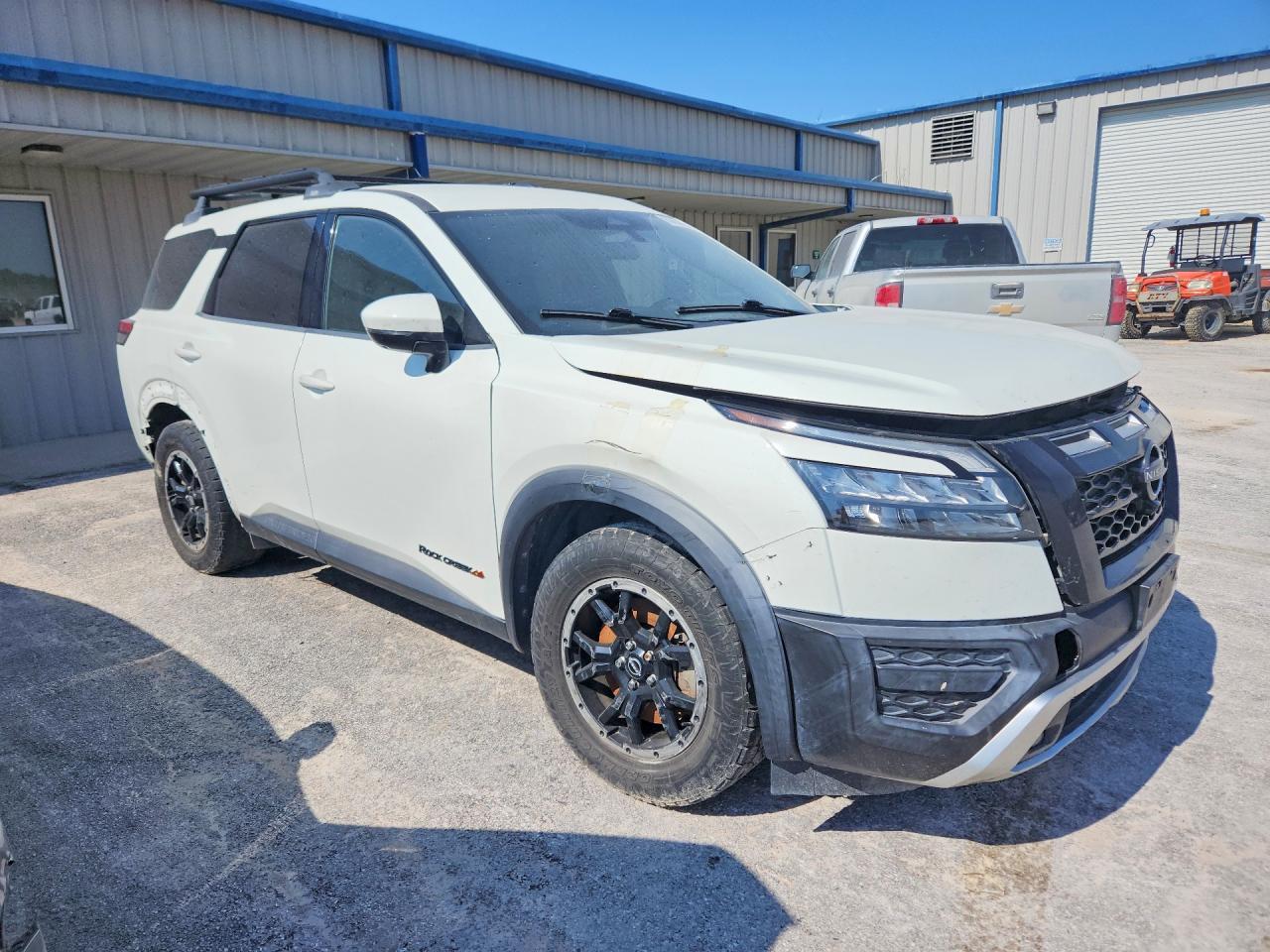 2023 Nissan Pathfinder Sv - Фото 4