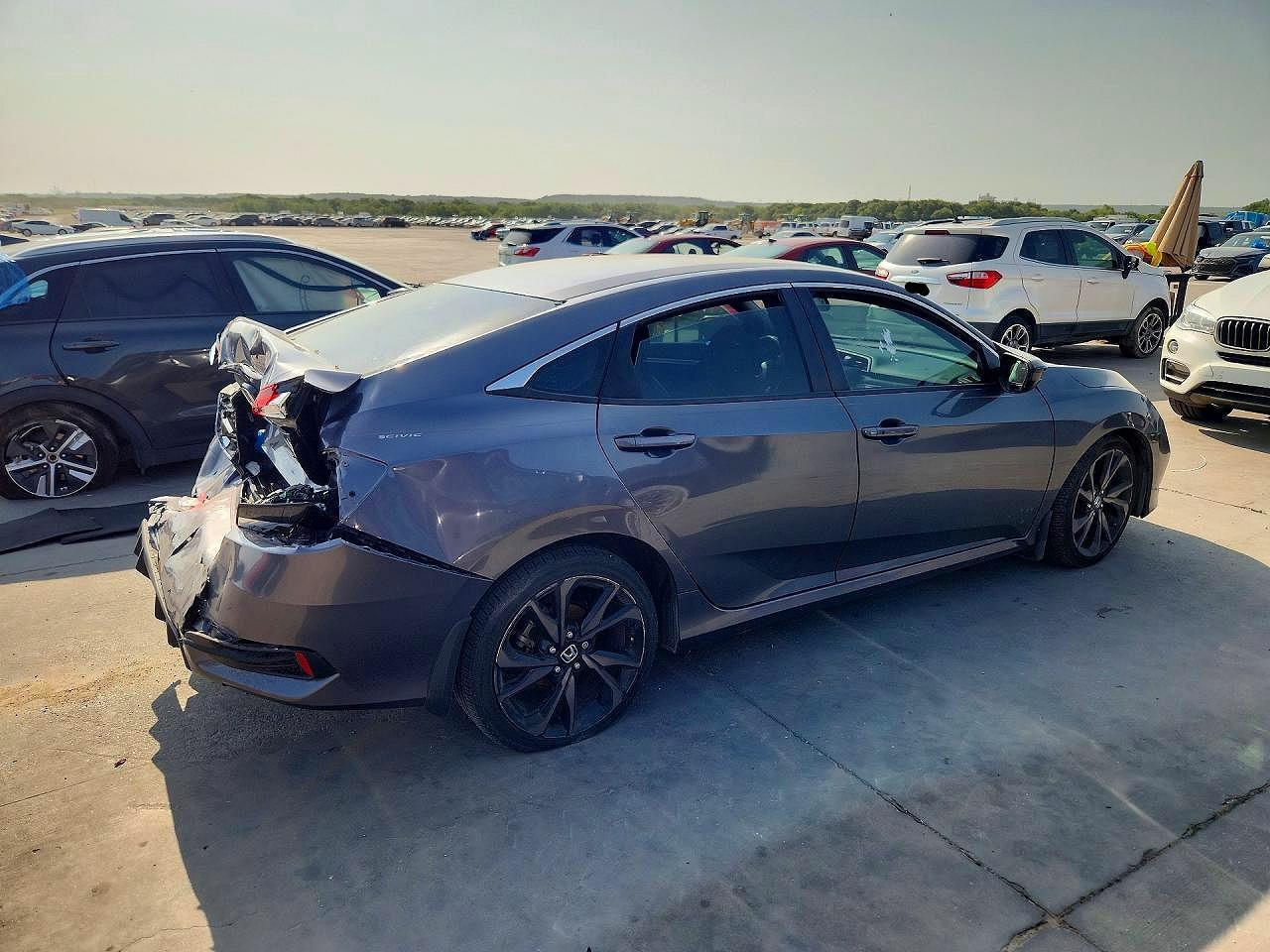 2019 Honda Civic Sport - Image 3