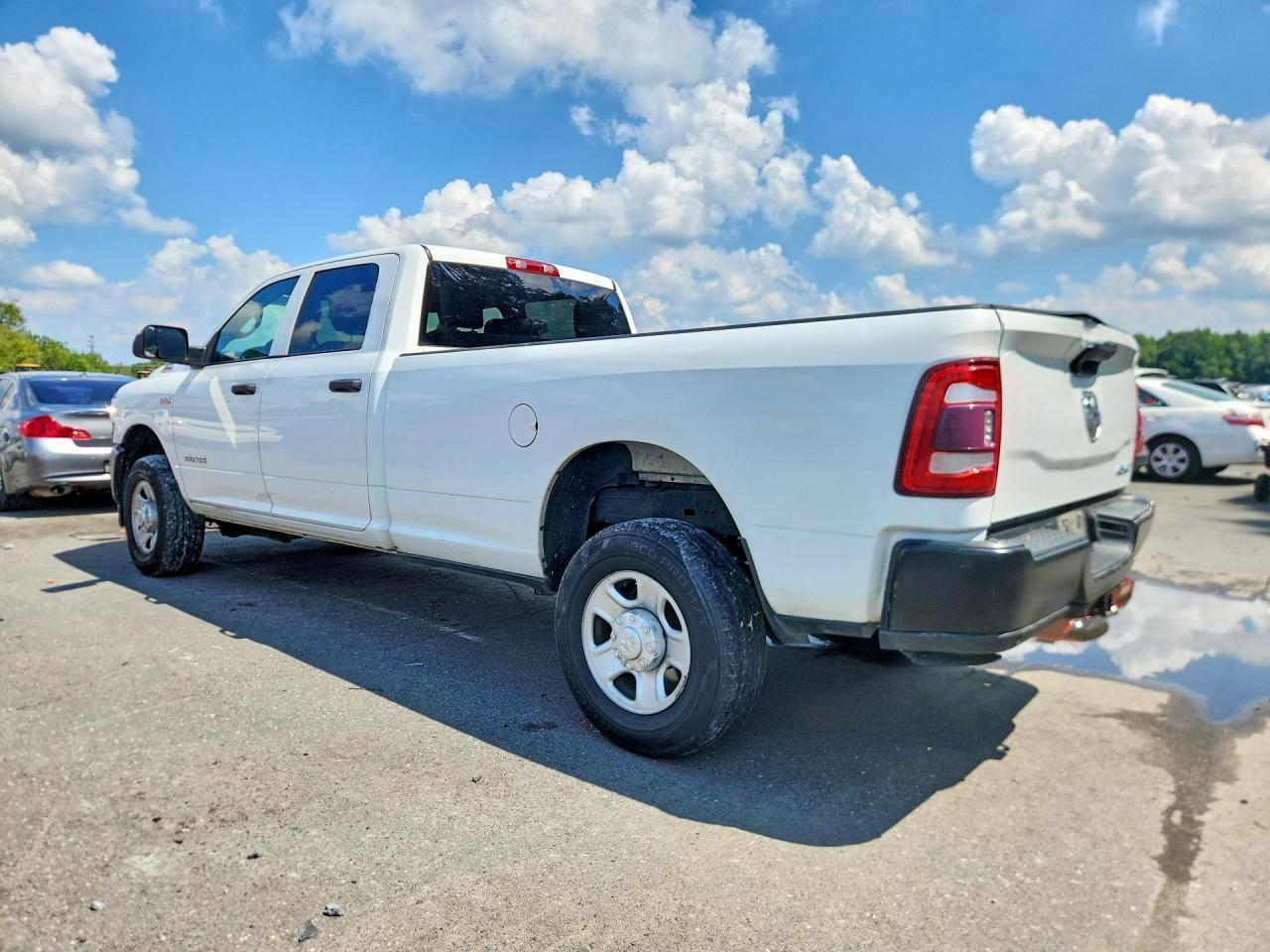 2020 Ram 2500 Tradesman - Фото 2