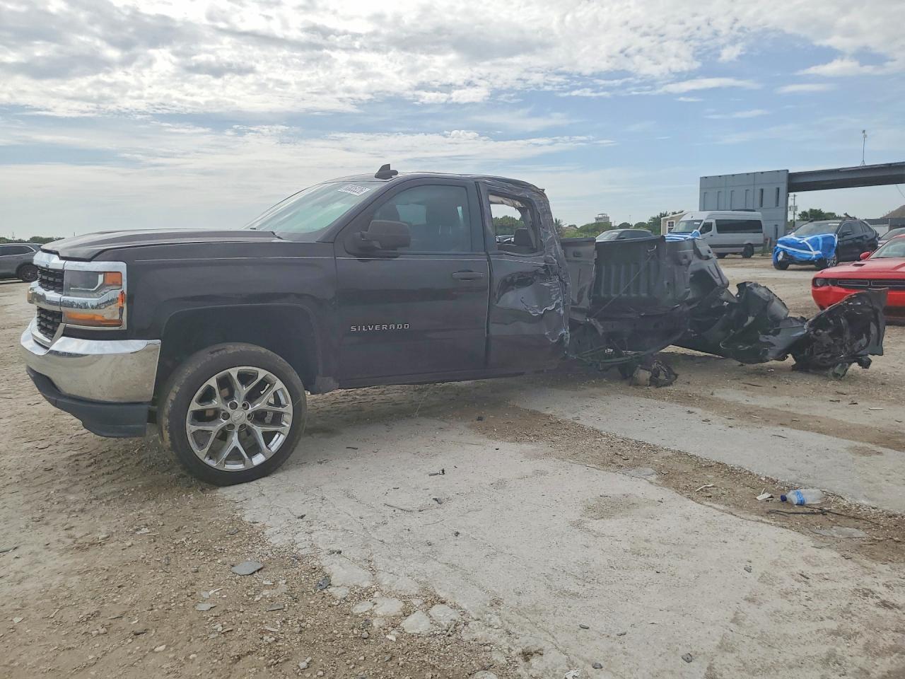 2017 Chevrolet Silverado C1500