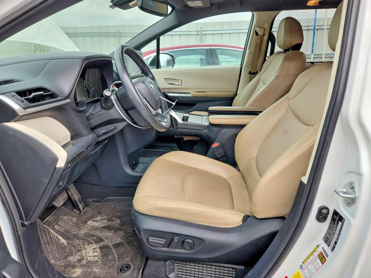 2021 Toyota Sienna Xle - Фото 7