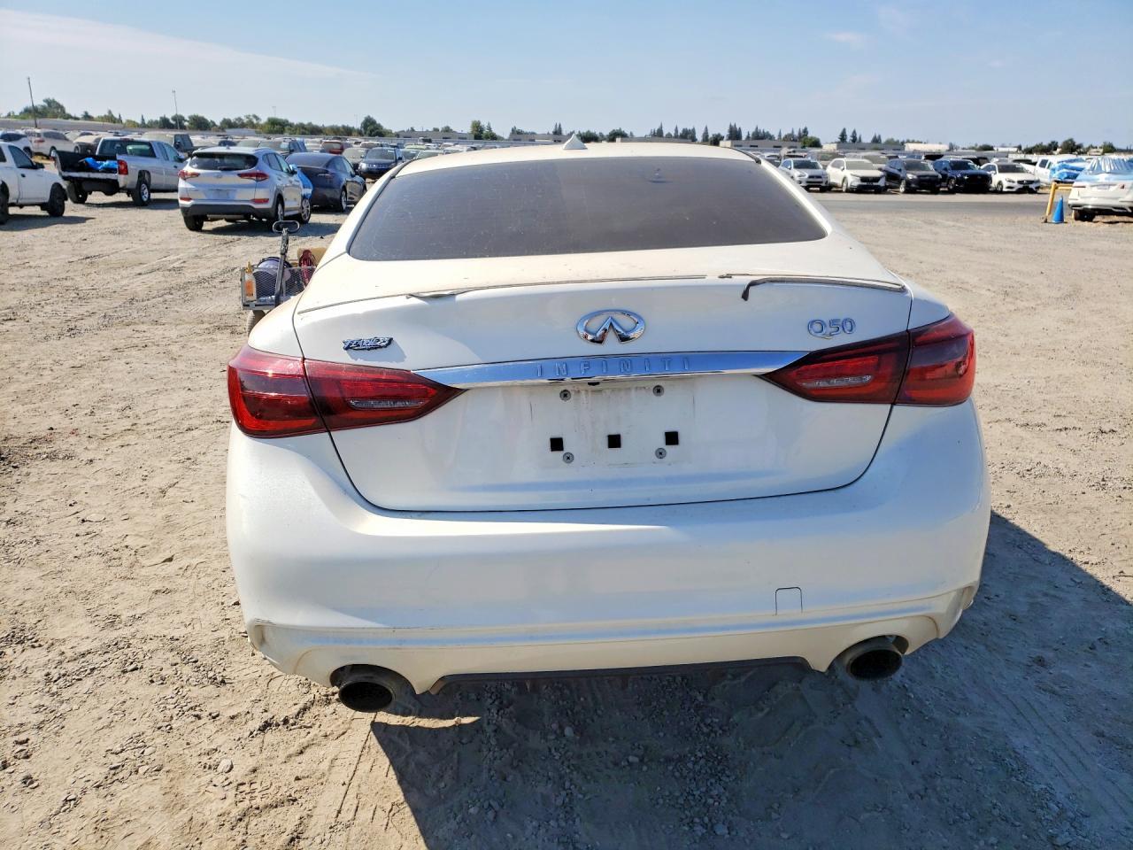 2018 Infiniti Q50 3.0T Luxe - Image 6