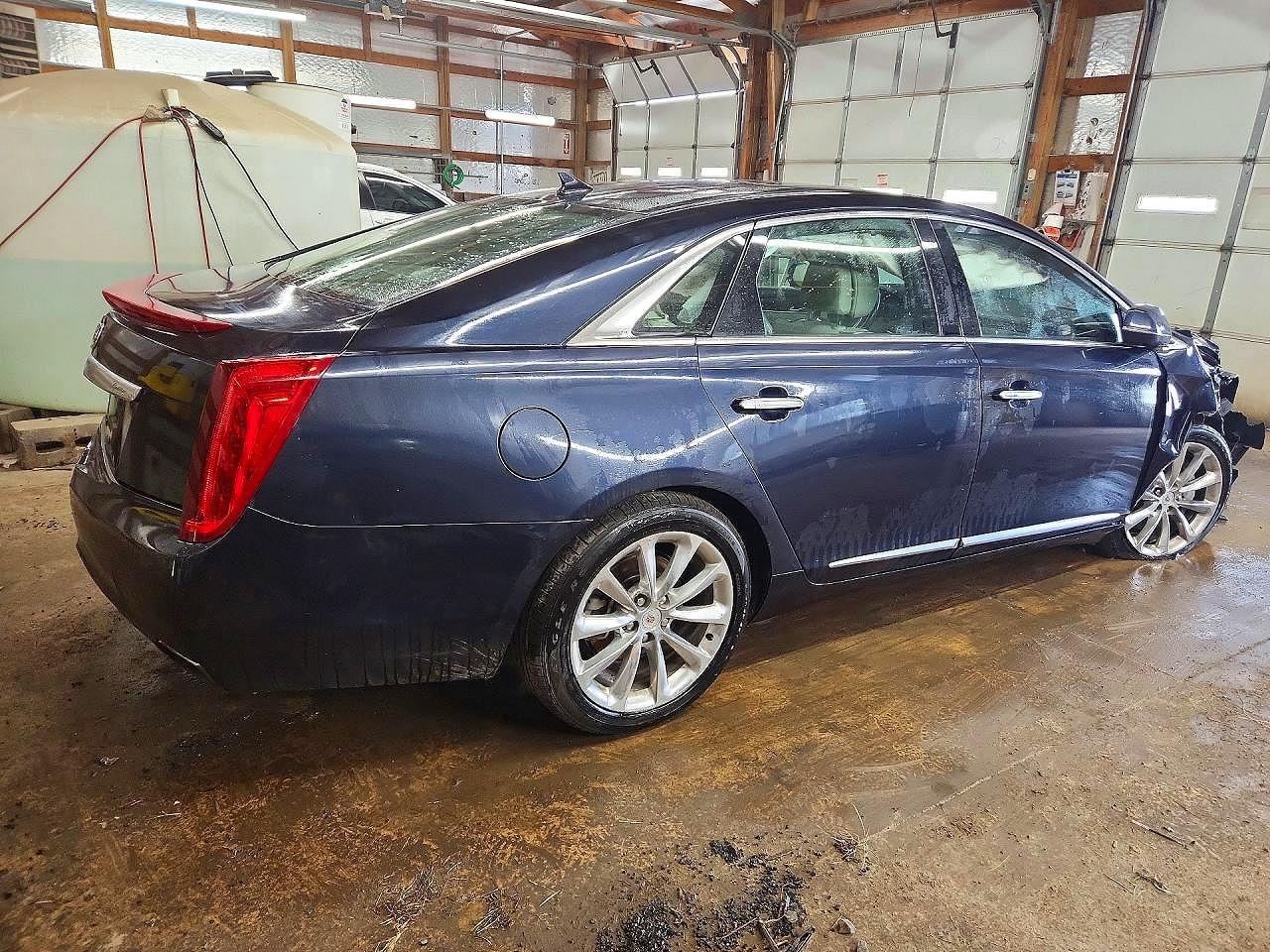 2013 Cadillac Xts Premium Collection - Image 3
