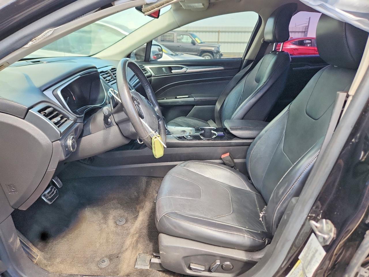 2015 Ford Fusion Titanium - Image 7