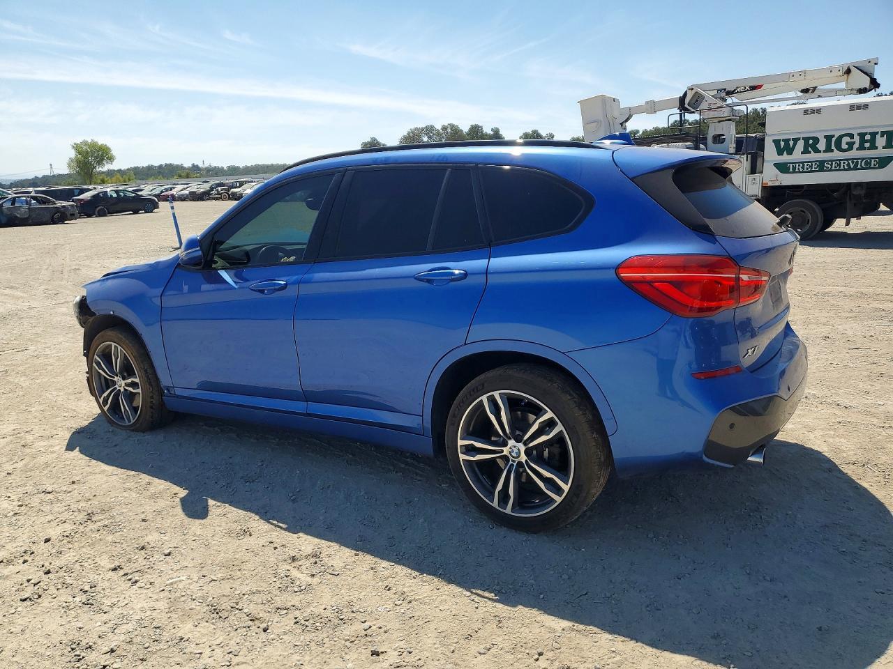 2019 BMW X1 xDrive28I - Фото 2