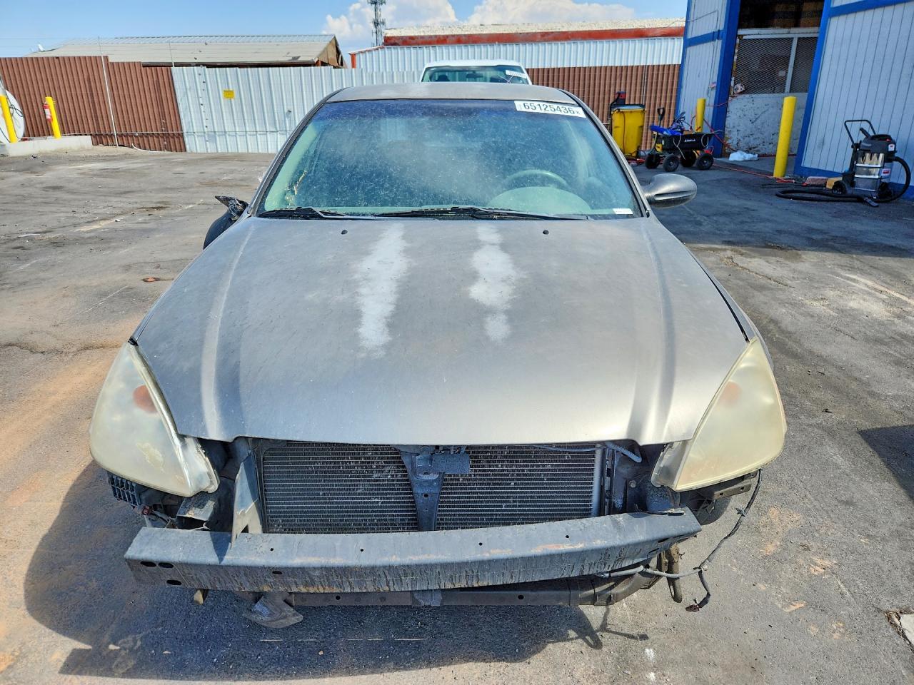 2002 Nissan Altima Base - Image 5
