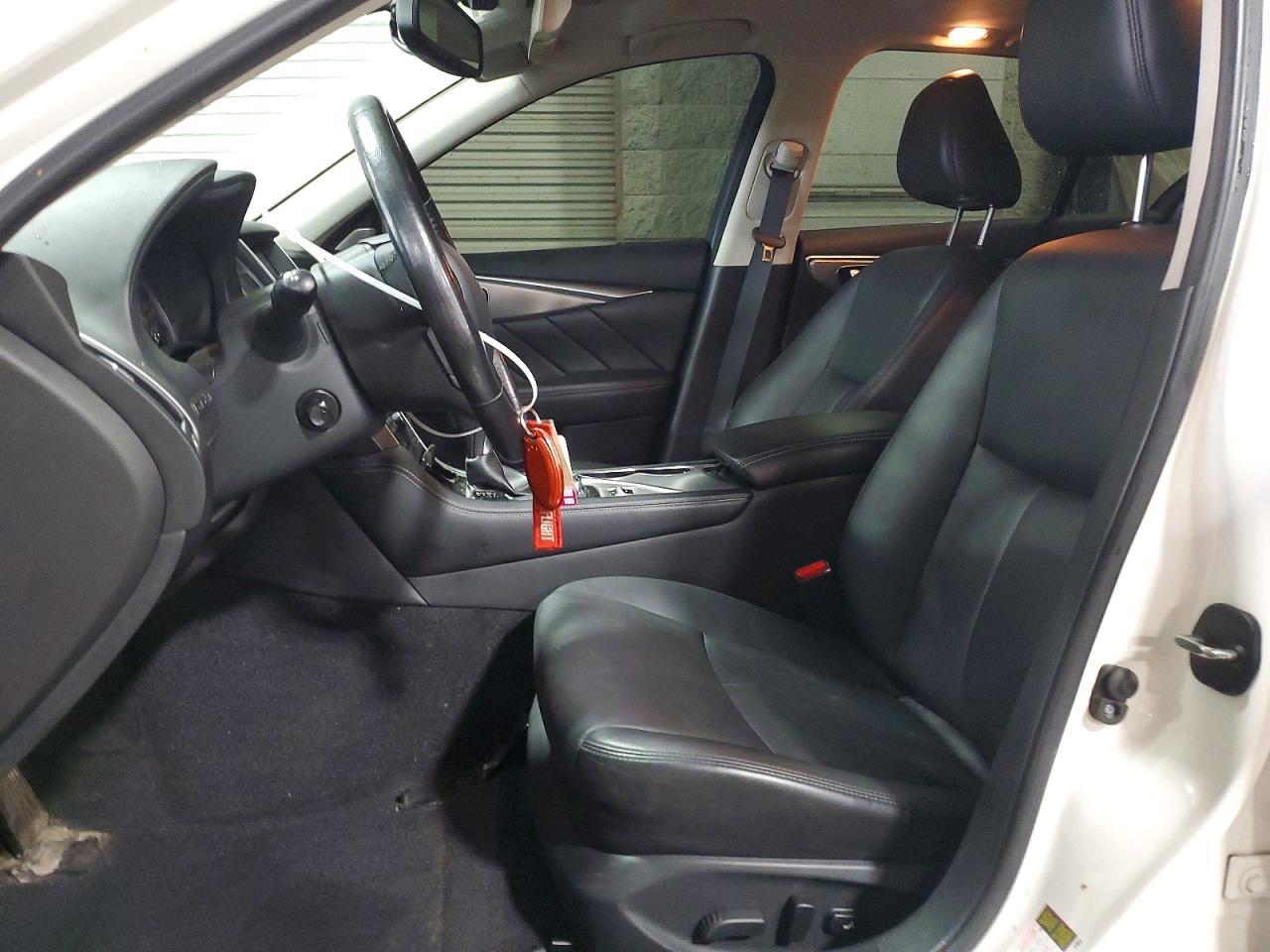 2017 Infiniti Q50 3.0T Premium - Image 7