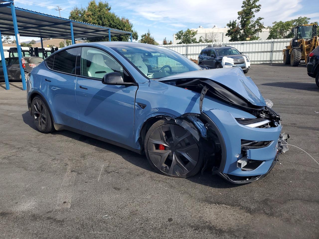 2026 Tesla Model Y Performance Awd - Image 4