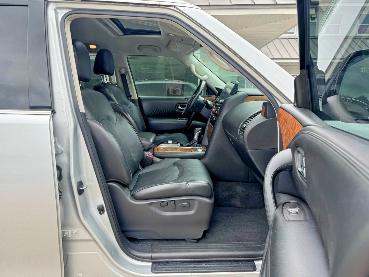 2021 Nissan Armada Sl - Image 5