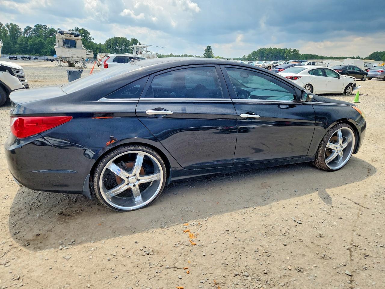 2013 Hyundai Sonata Limited 2.0T - Image 3