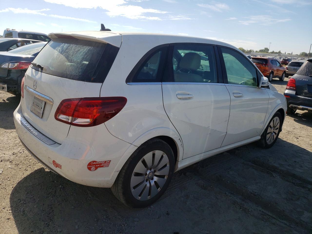 2017 Mercedes-Benz B 250E - Фото 3